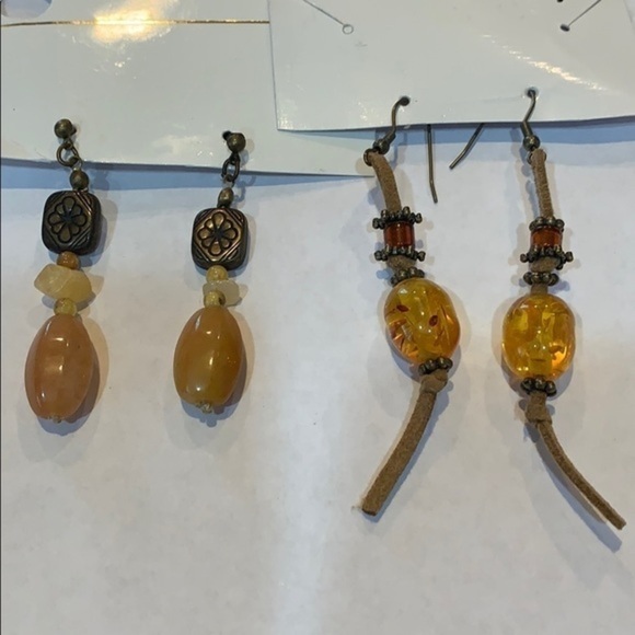 FREE w/any purchase 2 pair natural stone glass bead leather new on cards - Picture 1 of 7